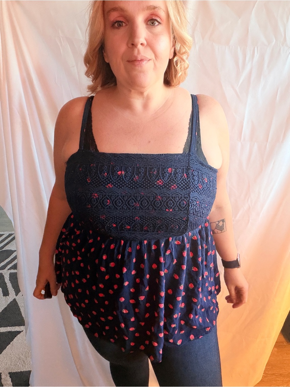 Torrid Babydoll Navy Strawberry Tank - Torrid size 1 - Picture 2 of 6